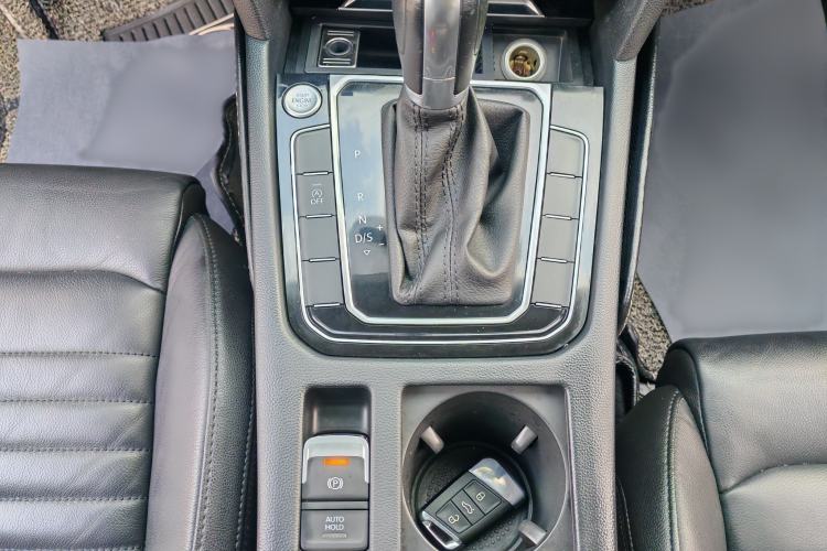 Used Volkswagen Magotan 2018 Facelift 380TSI DSG Luxury Version
