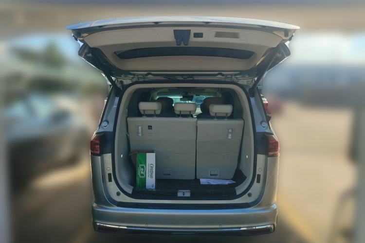 Used JAC Refine RF8 PHEV 2024 Zhiling Edition 1.5T 150KM Flagship Model – Lithium Iron Phosphate