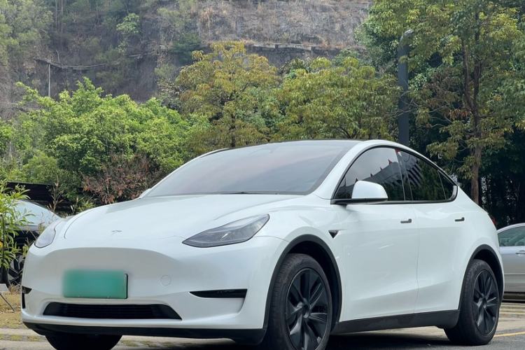 Used Tesla Model Y 2024 Rear-Wheel-Drive Version