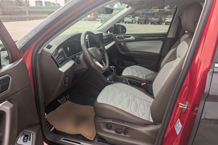 Used Volkswagen Tiguan L 2022 380TSI Automatic All-Wheel Drive R-Line Flagship 7-Seater
