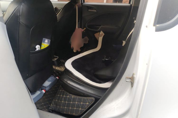 Used ORA White Cat 2022 Upgraded Model 305km Range Luxury Version Lithium-Ion Battery