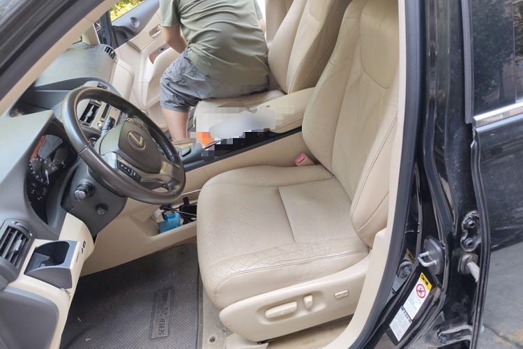 Used Lexus RX Classic 2012 270 Elegant Edition
