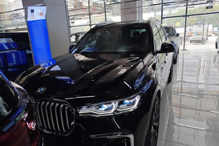 Used BMW X7 2019 xDrive40i Executive Model M Sport Package