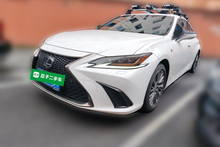 Used Lexus ES 2018 260 F SPORT China V Standard