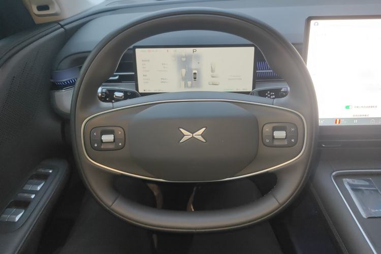 Used XPeng G6 2025 625 Long-Range Max Flagship Edition Steering Wheel