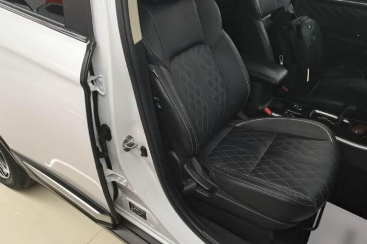 Used Mitsubishi Outlander 2020 2.4L 4x4 Zhi Xiang Edition 5 Seats
