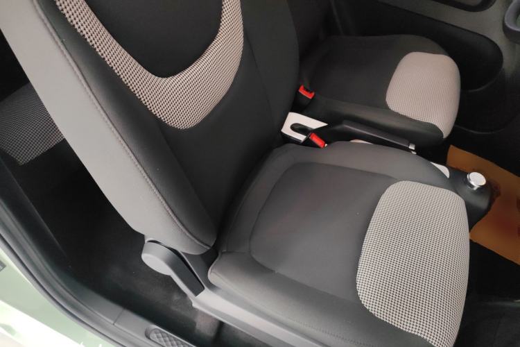 Used Wuling Hongguang MINIEV 2024 3rd Generation 215km Youth Edition Right Front Seat