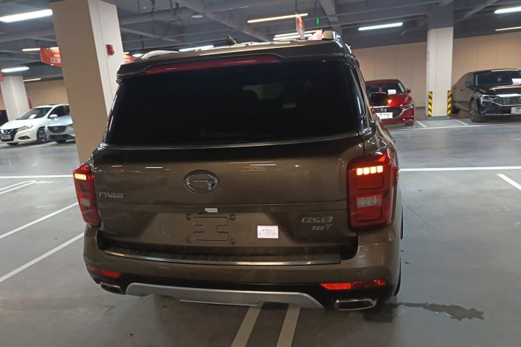 Used GAC Trumpchi GS8 2017 320T Two-Wheel Drive Luxury Smart Connectivity Version (7 Seats)
