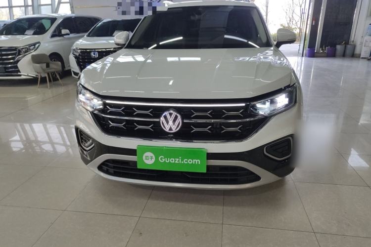 Used Volkswagen Tayron 2024 300TSI Two-Wheel-Drive Luxury Plus Advanced Version
