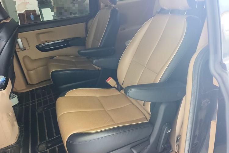 Used Kia Carnival (Import) 2017 2.2T Luxury Edition China V Standard