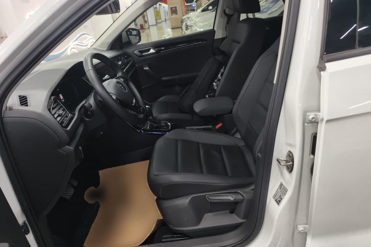 Used Volkswagen T-ROC 2021 280TSI DSG Two-Wheel Drive Comfort Connect Edition Left Front Seat