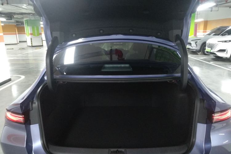 Used Nissan N6 2026 Model 180 Max Trunk