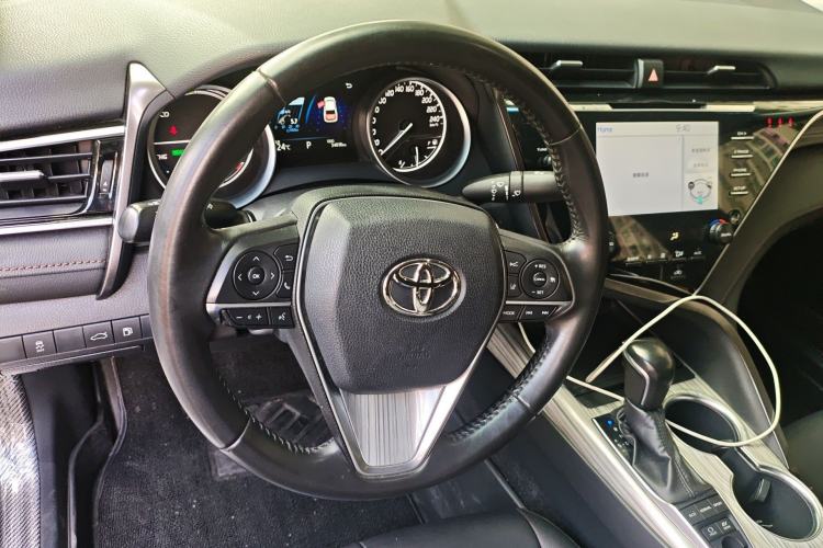 Used Toyota Camry 2018 Dual-Engine 2.5 HG Luxury Edition Steering Wheel