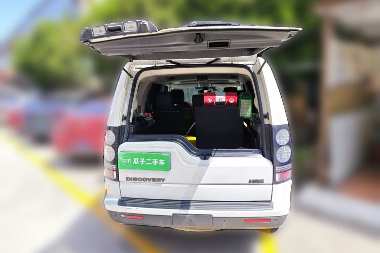 Used Land Rover Discovery 2014 3.0 SDV6 HSE Diesel Edition Trunk