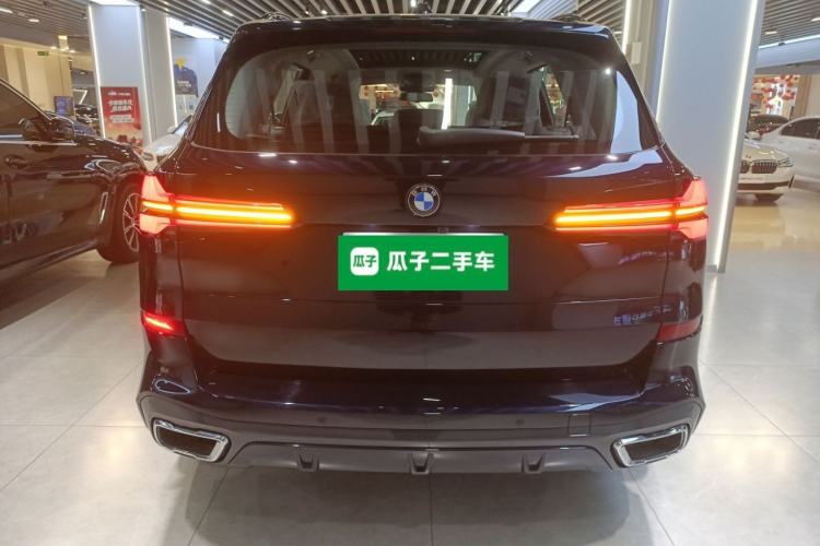 Used BMW X5 2023 xDrive 30Li Luxury M Sport Night Edition Package Exterior 4