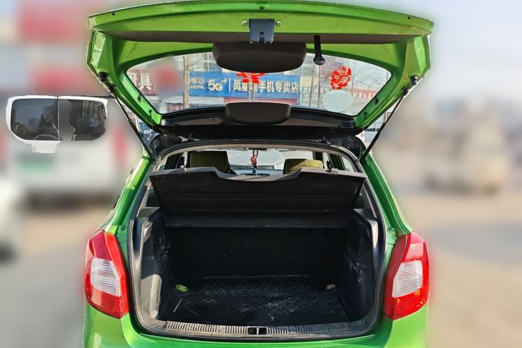 Used Skoda Fabia 2012 1.6L Automatic Sport Edition Trunk