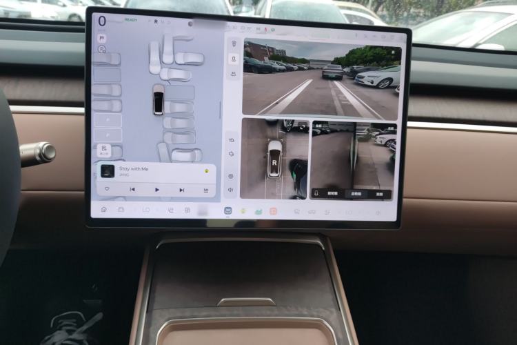 Used ONVO Luxeed L90 2025 Model—Max Six-Seater Version