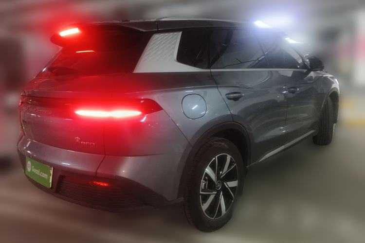 Used BYD Song Pro New Energy 2024 HONOR Edition DM-i 71KM Navigation Model
