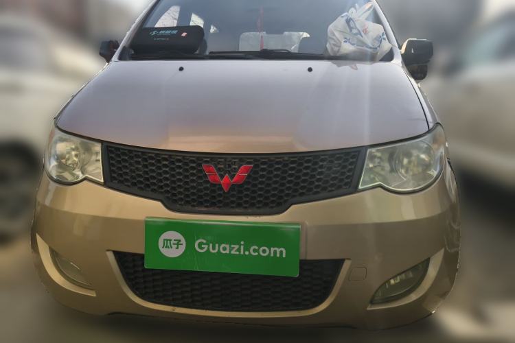 Used Wuling Hongguang 2014 1.2L Base Model China IV Front