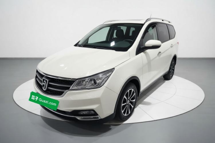 Used Baojun 730 2019 1.5L Manual Fashion Model 7-seater China VI