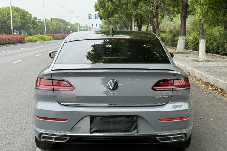 Used Volkswagen FAW-Volkswagen CC 2023 380TSI Striking Edition
