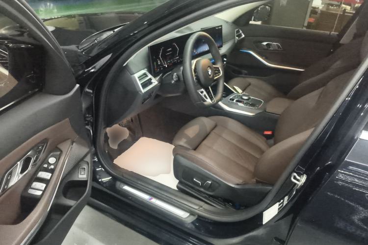 Used BMW 3 Series 2025 325Li M Sport Package Driver Seat