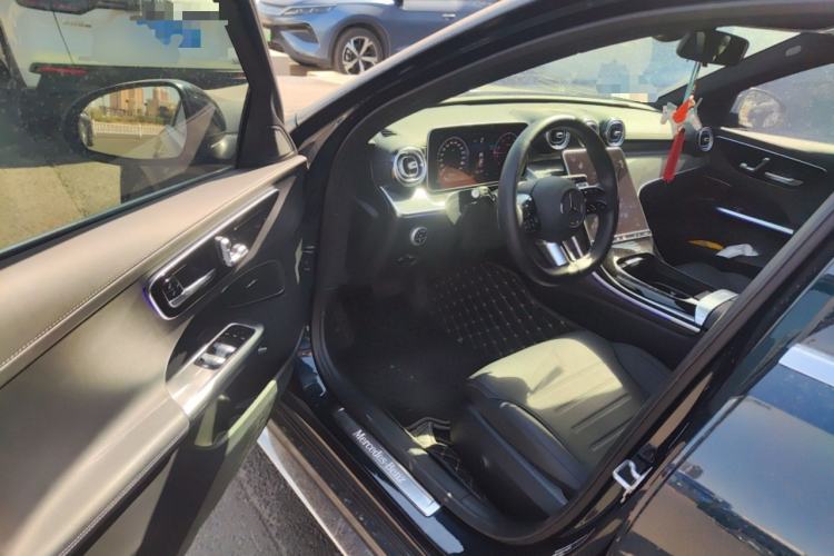 Used Mercedes-Benz C-Class 2024 Second Facelift C 260 L Sport Edition
