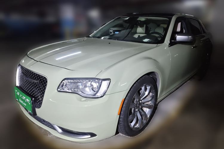Used Chrysler 300C 2016 3.0L Supreme Edition
