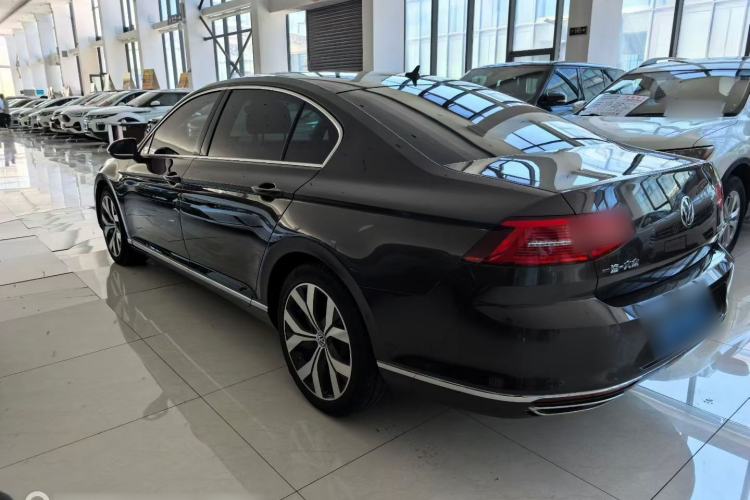 Used Volkswagen Magotan 2017 380TSI DSG Prestige Edition