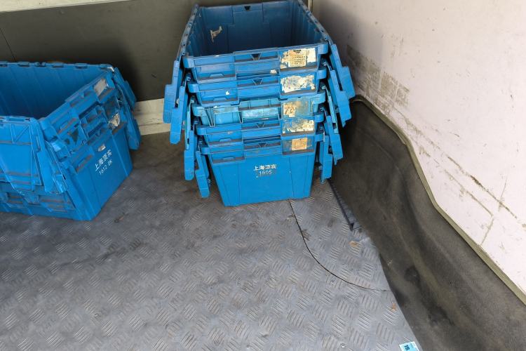 Used Jinbei Hiace 2016 2.0L Express Series Standard Version V19