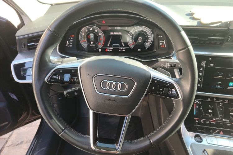 Used Audi A6 2024 allroad quattro 55 TFSI Prestige Off-Road Model
