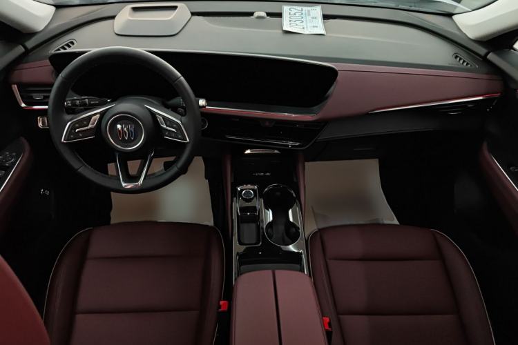 Used Buick Envision 2026 Model Equinox Plus 28T Two-Wheel-Drive Platinum Edition