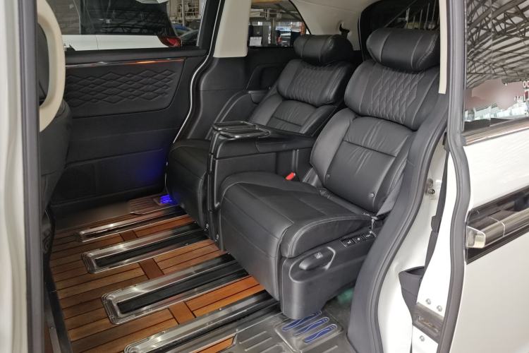 Used Honda Elysion 2022 2.0L eHEV Luxury Edition