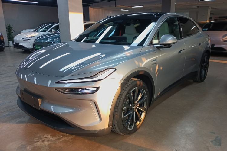 Used ONVO L60 2024 60 kWh All-Wheel Drive