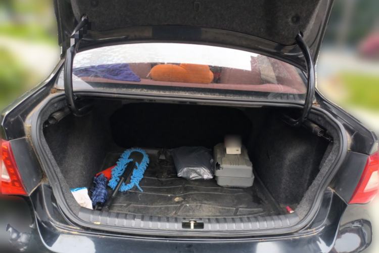 Used Volkswagen Bora 2011 1.6L Manual Fashion Edition
