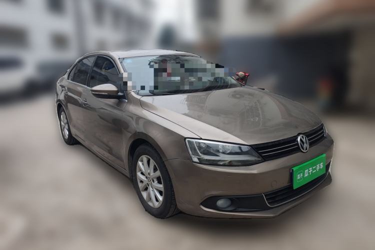 Used Volkswagen Sagitar 2012 1.6L Manual Comfort Model Front Right 45 Deg