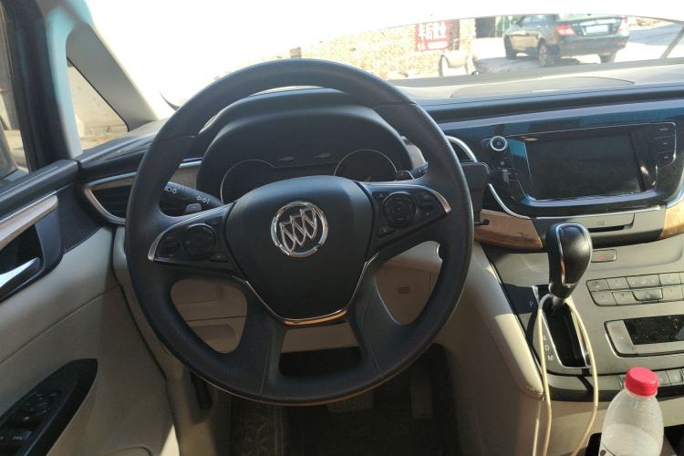 Used Buick GL8 2017 ES 28T Comfort Model China V Standard
