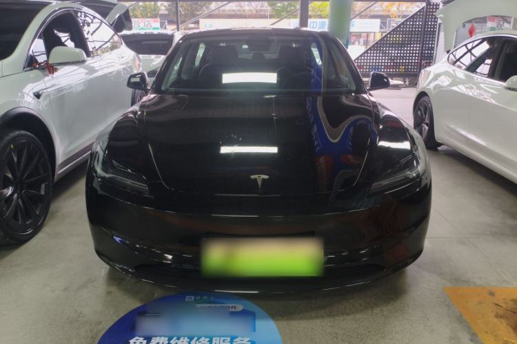 Used Tesla Model 3 2023 Long-Range All-Wheel-Drive Version