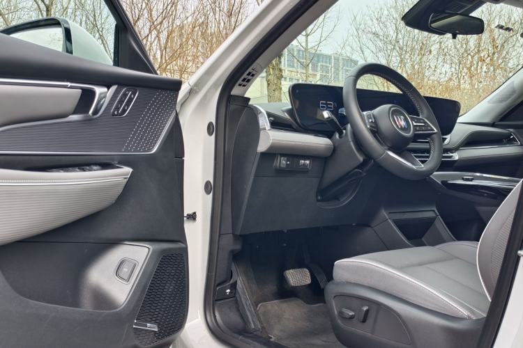 Used Buick E5 2025 Model 620KM Prestige Edition
