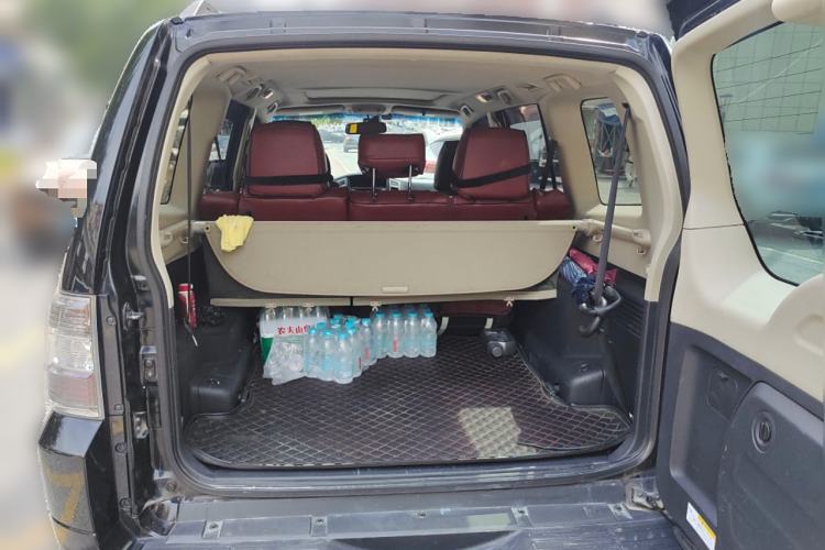 Used Mitsubishi Pajero 2016 3.0L Automatic Prestige Version China IV Standard