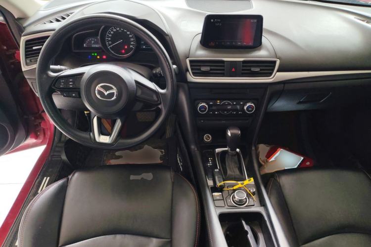 Used Mazda Mazda 3 Axela 2019 Cloud-Controlled Sedan 1.5L Automatic Luxury Model China VI Standard
