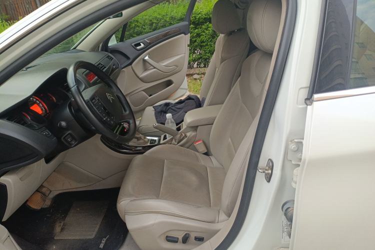 Used Citroen C5 2014 2.0L Automatic Luxury Edition Left Front Seat