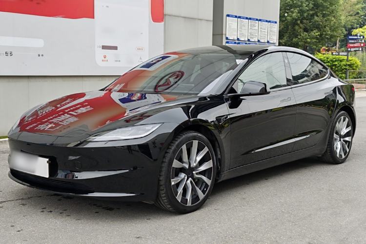 Used Tesla Model 3 2023 Long-Range All-Wheel-Drive Version