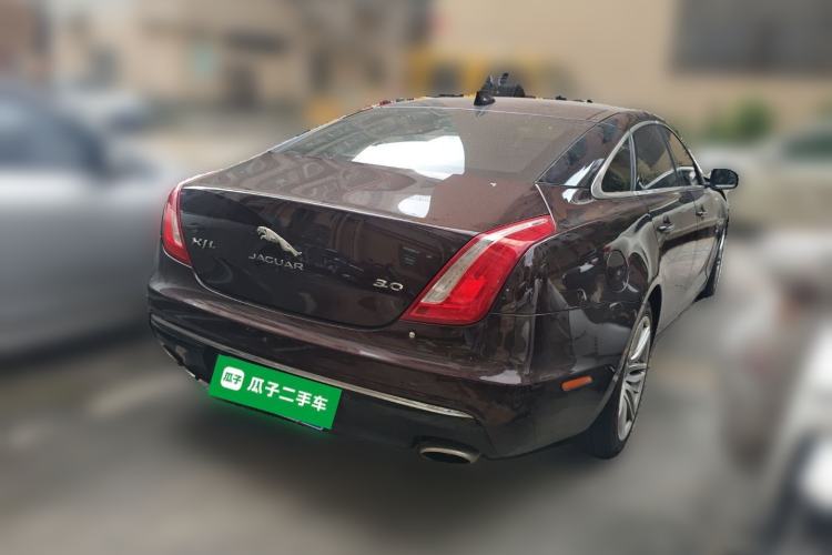 Used Jaguar XJ 2018 XJL 3.0 SC Two-Wheel-Drive Elegant Business Edition Rear Right 45 Deg