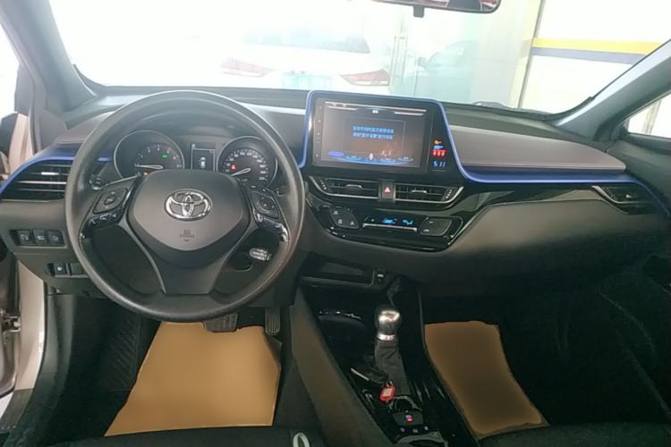 Used Toyota C-HR 2020 2.0L Leading Edition Center Console
