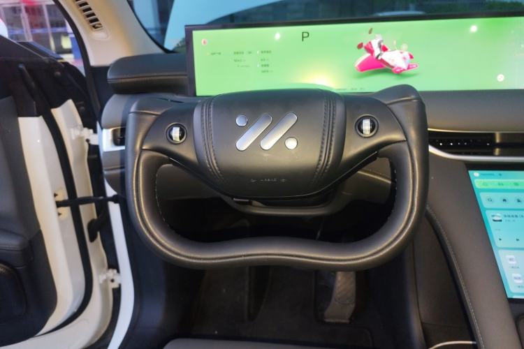 Used IM LS6 2025 Lingxi Intelligent Driving Edition Steering Wheel