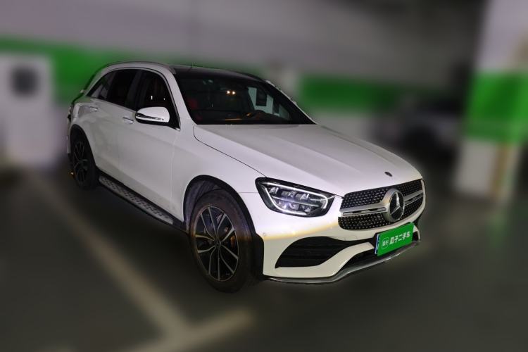 Used Mercedes-Benz GLC 2021 GLC 300 L 4MATIC Dynamic Model Front Right 45 Deg