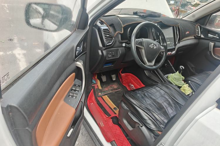 Used CHANGAN OSHAN CX70 2016 1.6L Manual Luxury Model Driver Seat