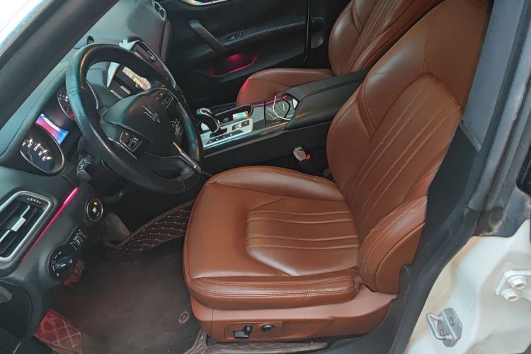 Used Maserati Ghibli 2014 3.0T Standard Edition Left Front Seat