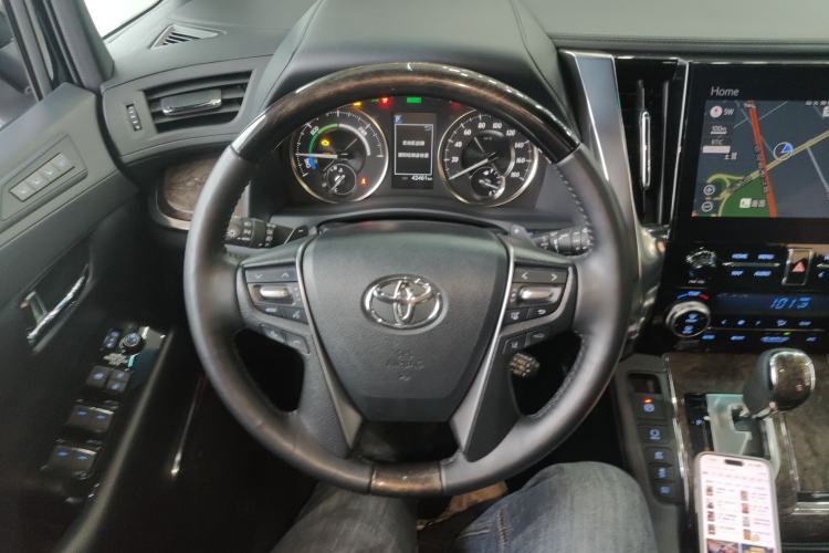 Used Toyota Vellfire 2021 Crown Dual-Engine 2.5L HV Prestige Edition Steering Wheel